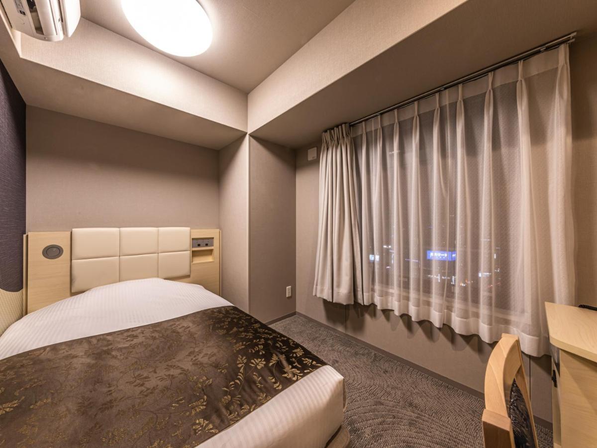 Apa Hotel Shin Osaka Eki Tower Extérieur photo