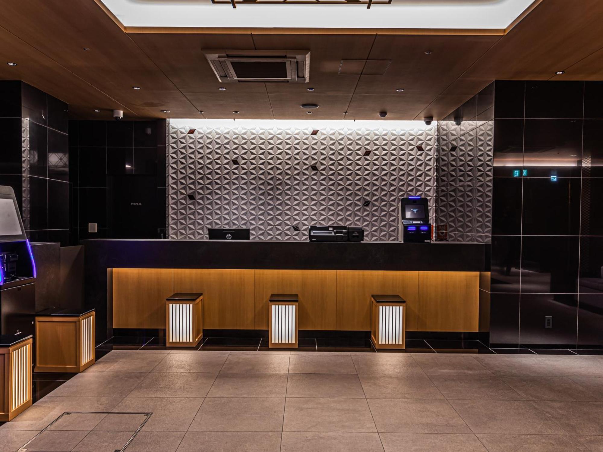 Apa Hotel Shin Osaka Eki Tower Extérieur photo